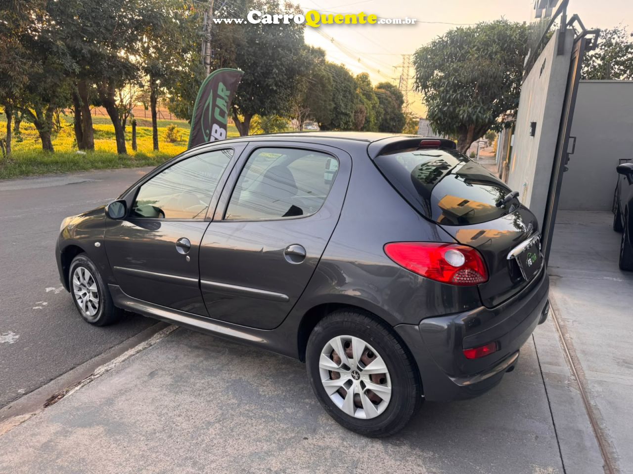 PEUGEOT   207 XR 1.4 FLEX 8V 5P   CINZA 2011 1.4 FLEX - Loja