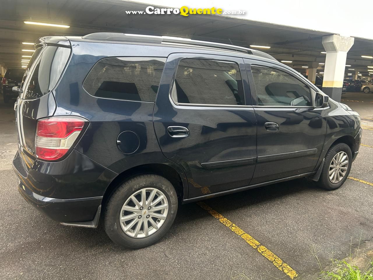 CHEVROLET   SPIN LT 1.8 8V ECONO.FLEX 5P MEC.   AZUL 2016 1.8 FLEX - Loja