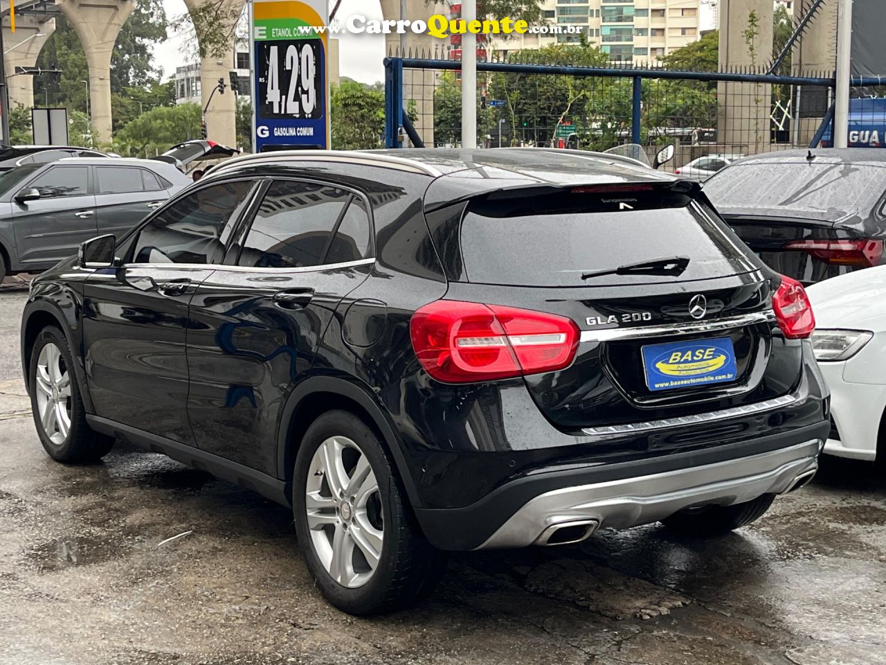 MERCEDES-BENZ   GLA 200 ADVANCE 1.61.6 TB 16V FLEX AUT.   PRETO 2017 1.6 FLEX - Loja