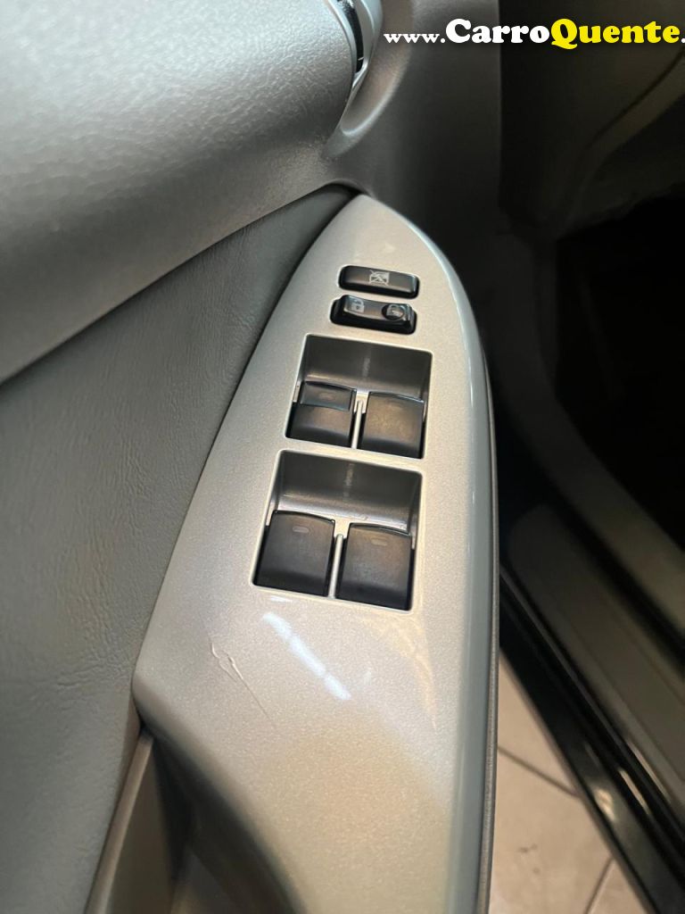 TOYOTA   COROLLA XEI 2.0 FLEX 16V AUT.   PRETO 2012 2.0 FLEX - Loja