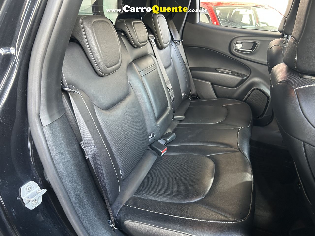 FIAT   TORO ULTRA 2.0 16V 4X4 DIESEL AUT.   PRETO 2020 2.0 DIESEL - Loja