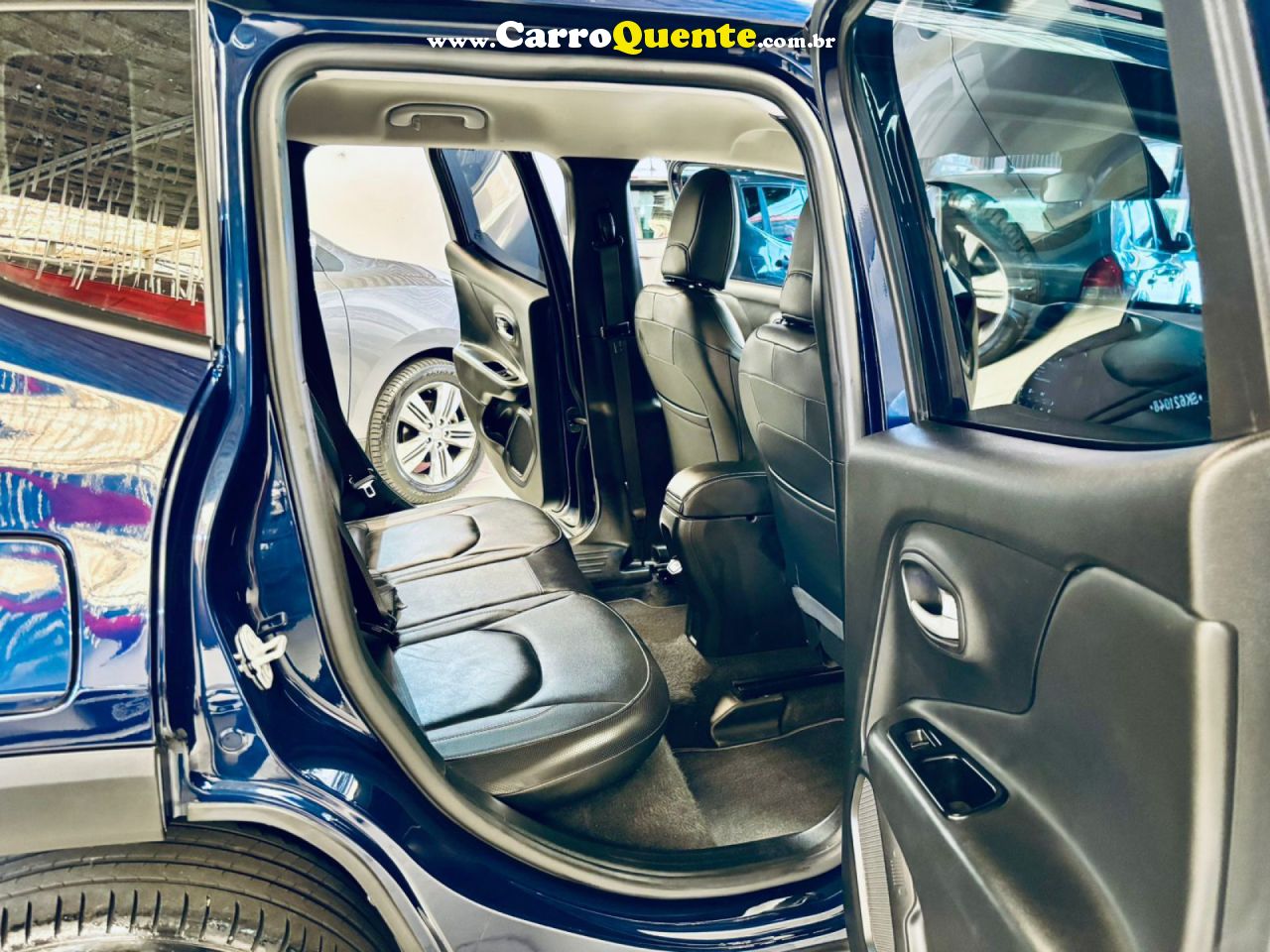 JEEP   RENEGADE LONG. T270 1.3 TB 4X2 FLEX AUT.   AZUL 2025 1.3 FLEX - Loja
