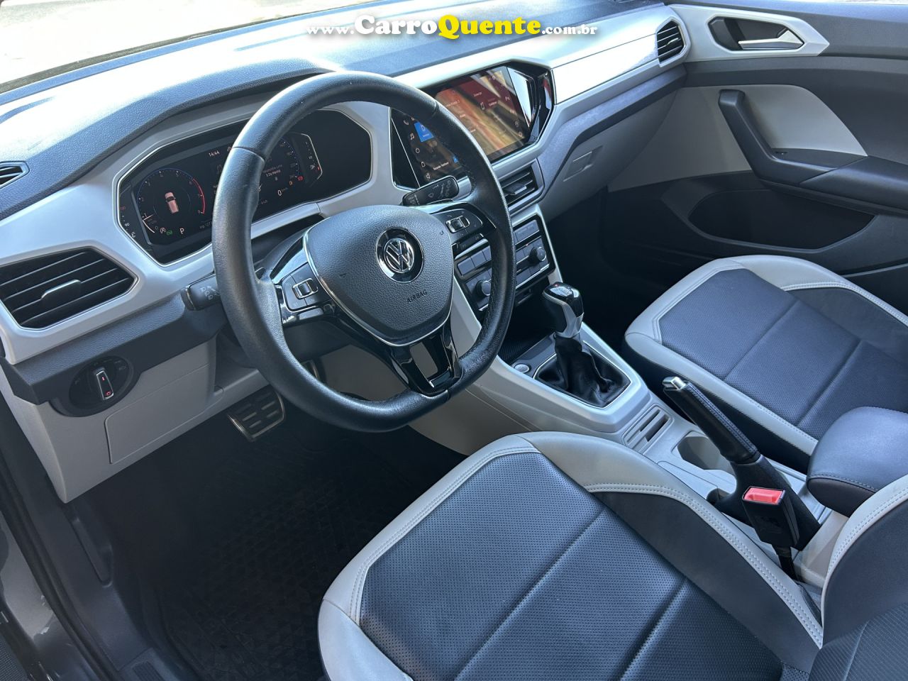 VOLKSWAGEN   T-CROSS HIGHLINE 1.4 TSI FLEX 16V 5P AUT   CINZA 2021 1.4 FLEX - Loja