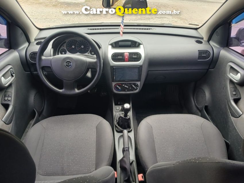 Chevrolet CORSA 1.4 MPFI PREMIUM 8V FLEX 4P MANUAL - Loja