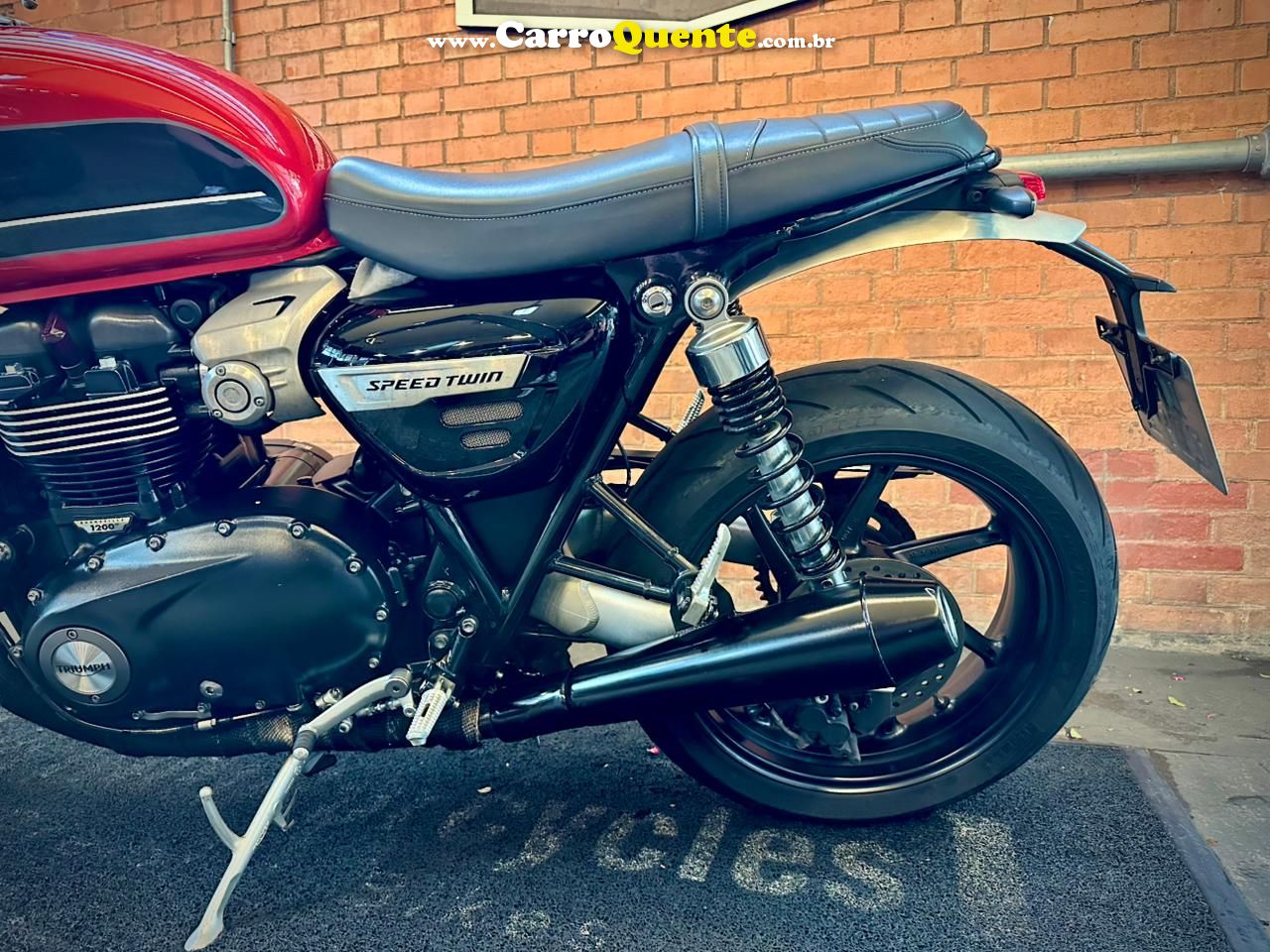 TRIUMPH SPEED TWIN 2019 - Loja