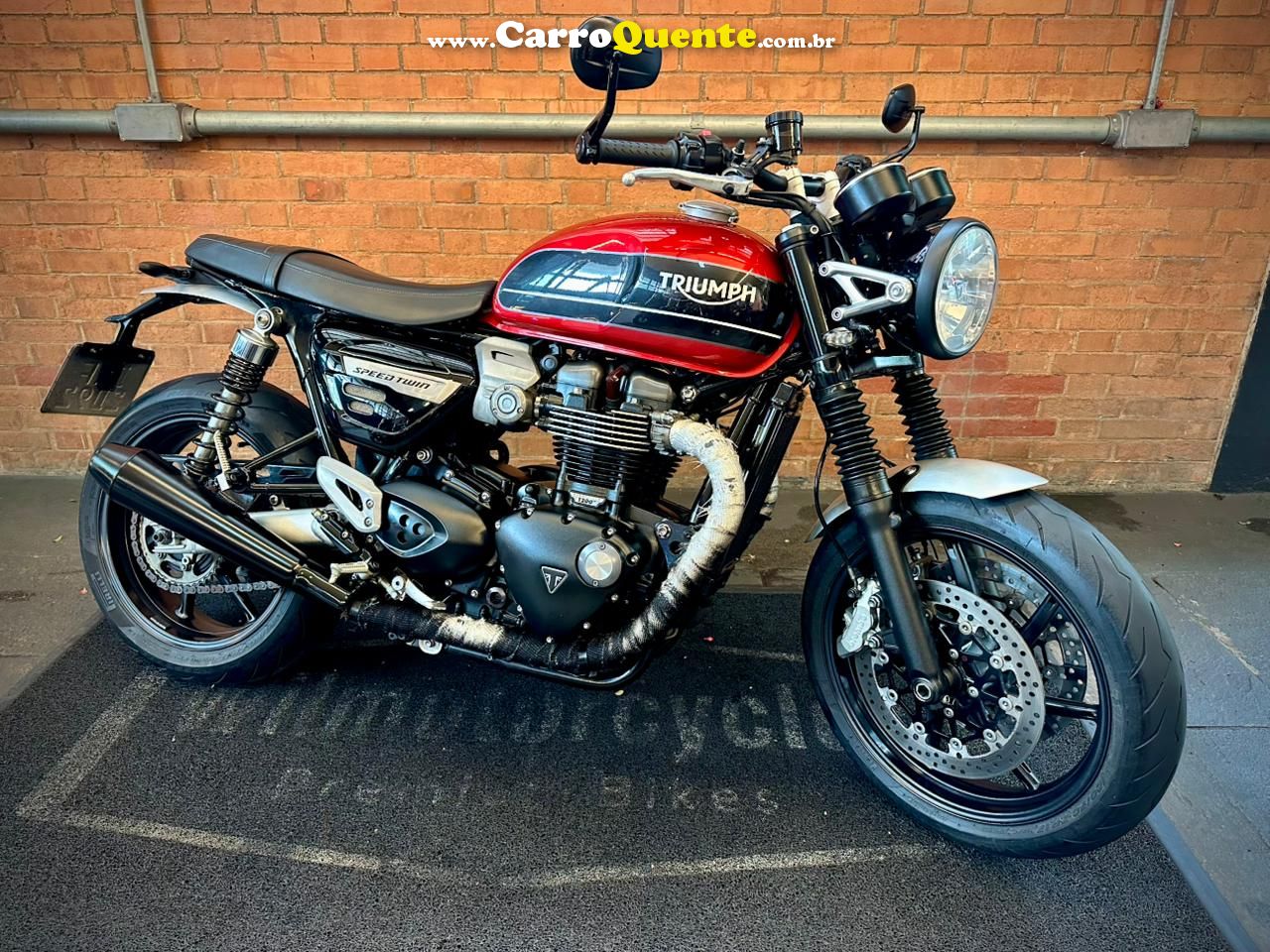 TRIUMPH SPEED TWIN 2019 - Loja