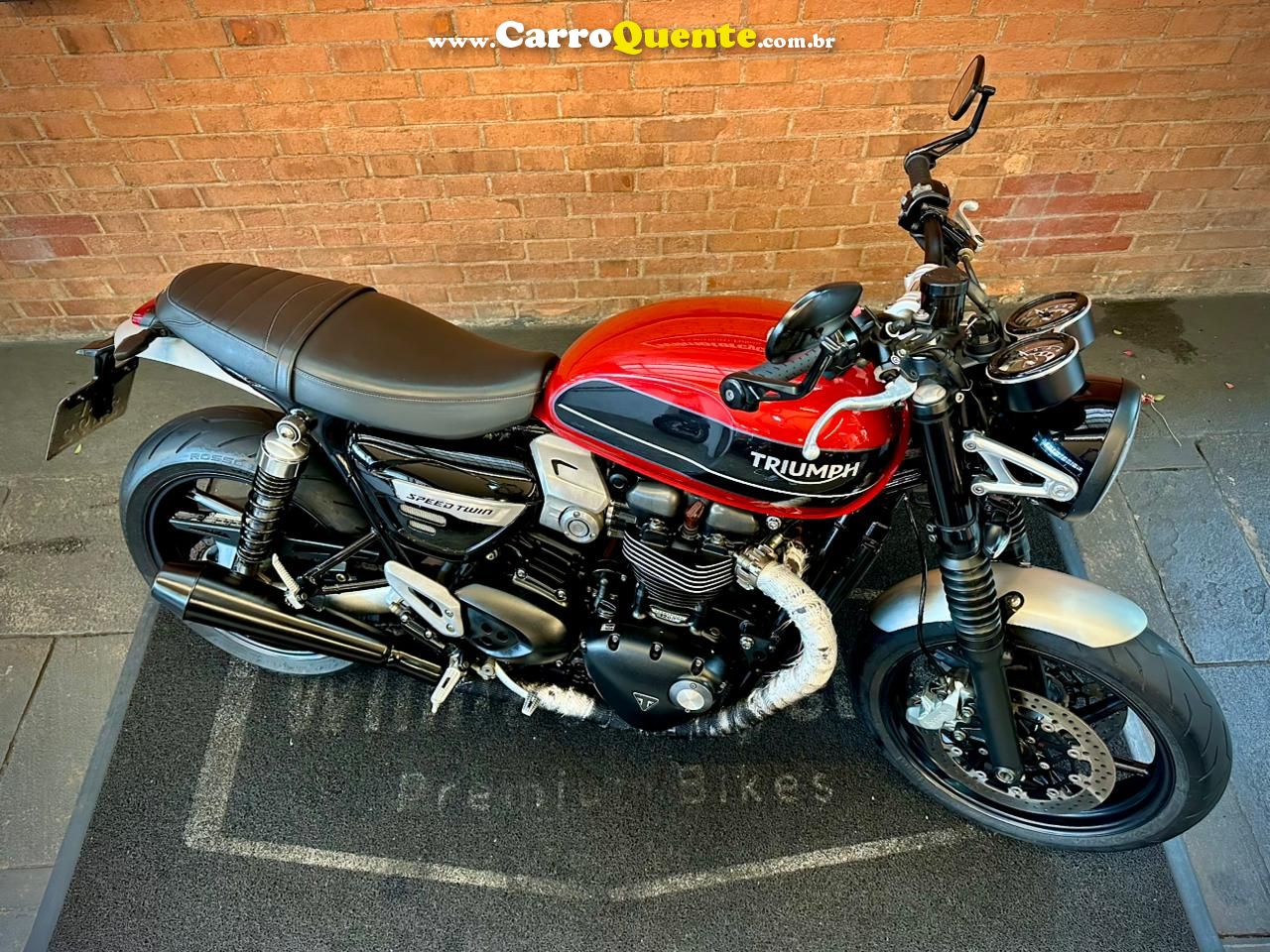 TRIUMPH SPEED TWIN 2019 - Loja