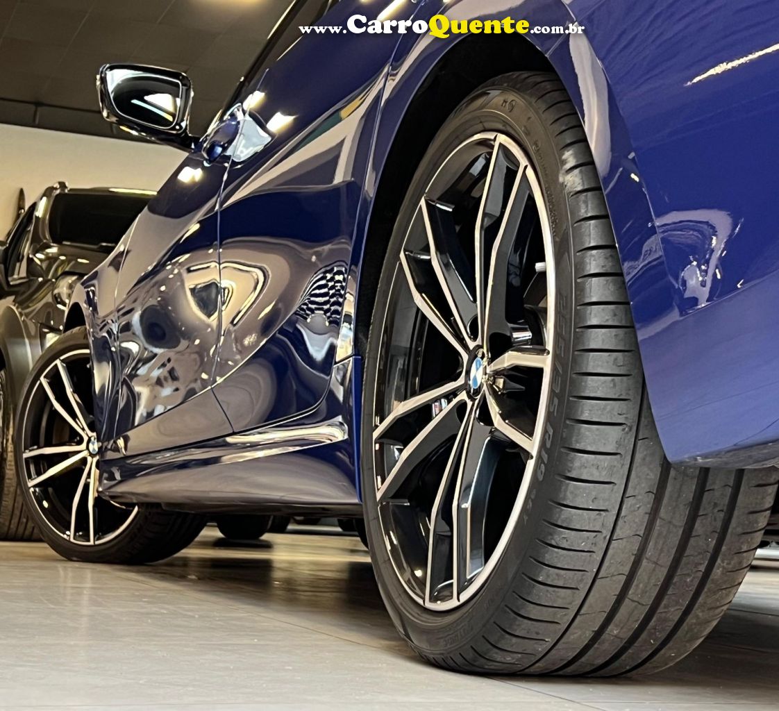 BMW 320i 2.0 16V TURBO M SPORT 2022 - Loja