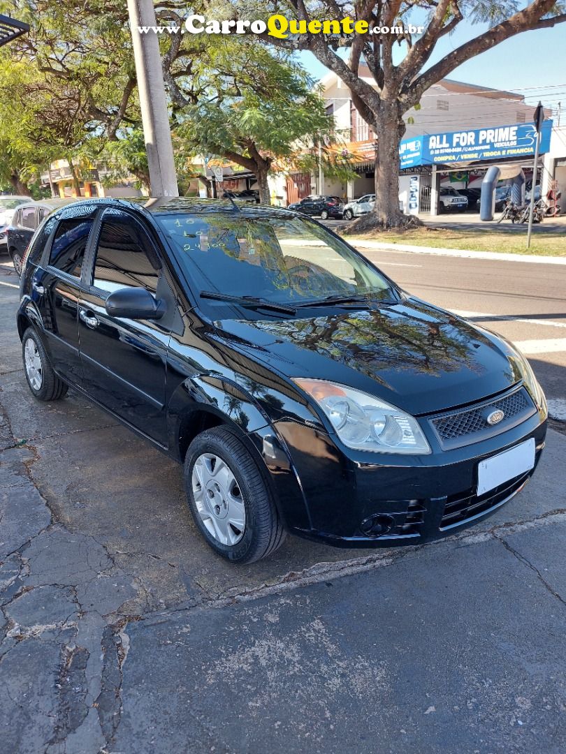 FORD FIESTA 1.0 MPI HATCH 8V 2010 - Loja