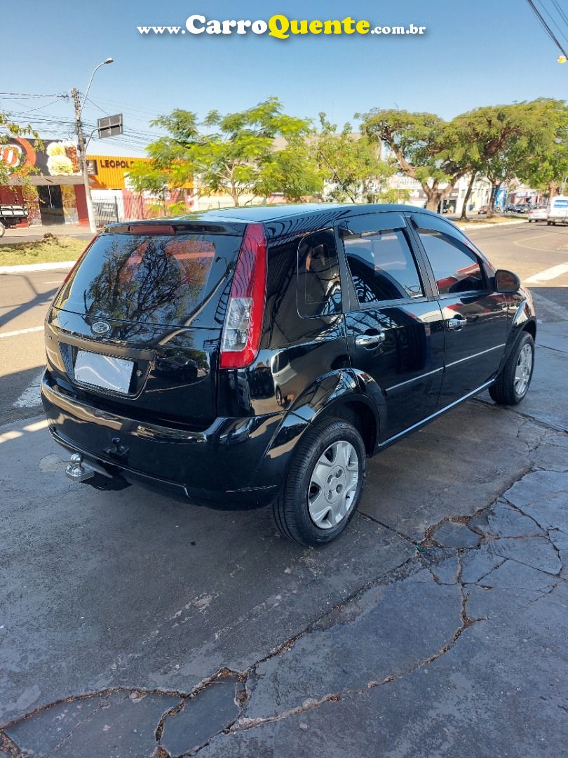 FORD FIESTA 1.0 MPI HATCH 8V 2010 - Loja