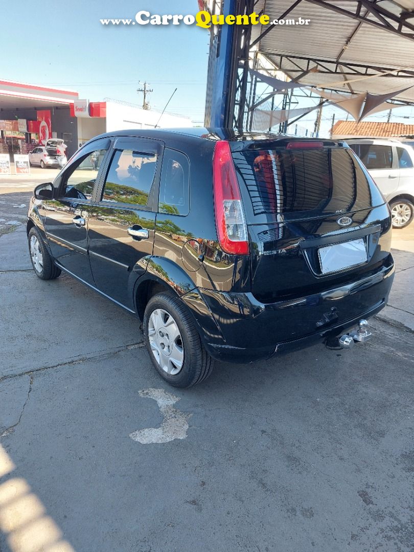 FORD FIESTA 1.0 MPI HATCH 8V 2010 - Loja