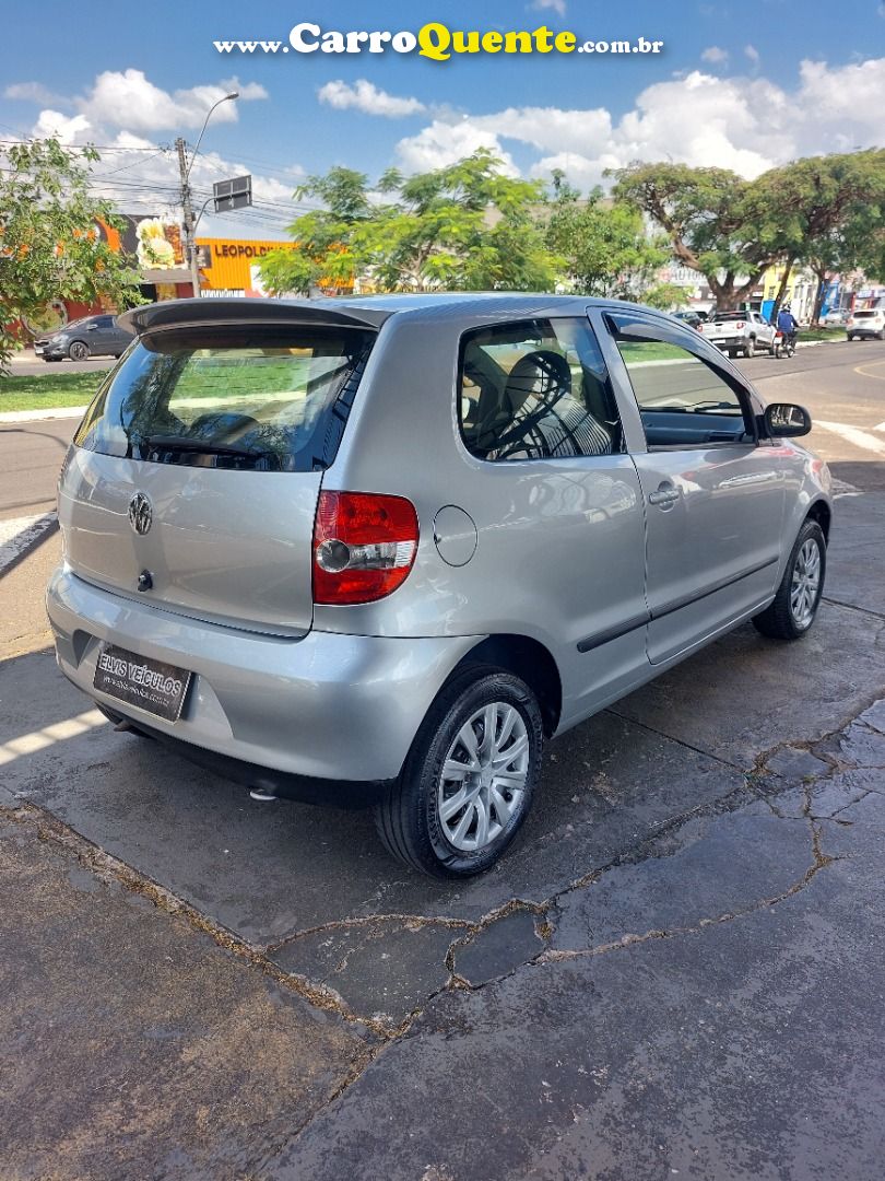 VOLKSWAGEN FOX 1.0 MI 8V 2009 - Loja