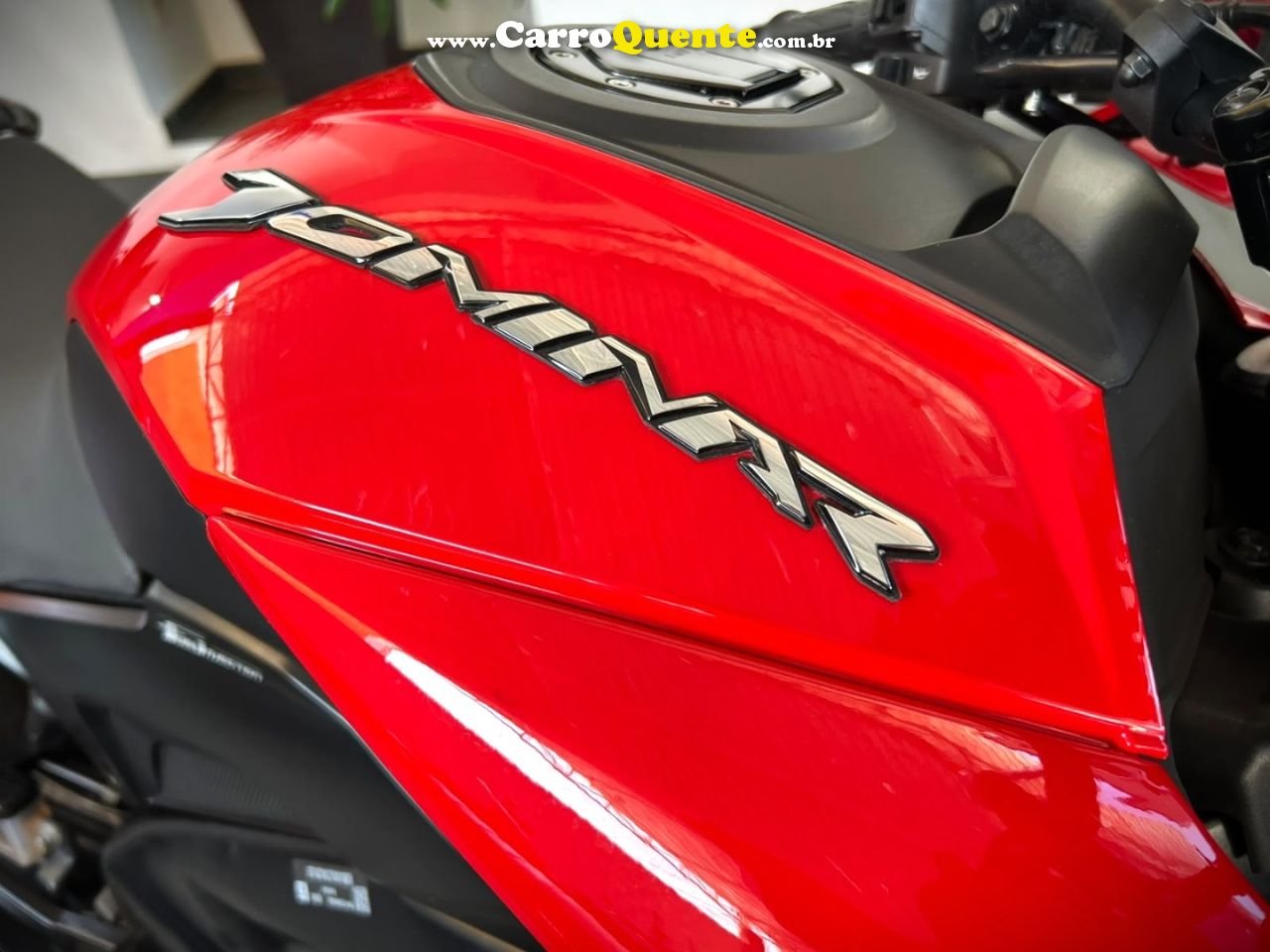 BAJAJ - DOMINAR 400 2026 Gasolina Manual - Loja