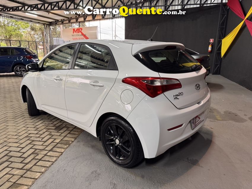 Hyundai HB20 1.0 COMFORT STYLE 12V FLEX 4P MANUAL - Loja