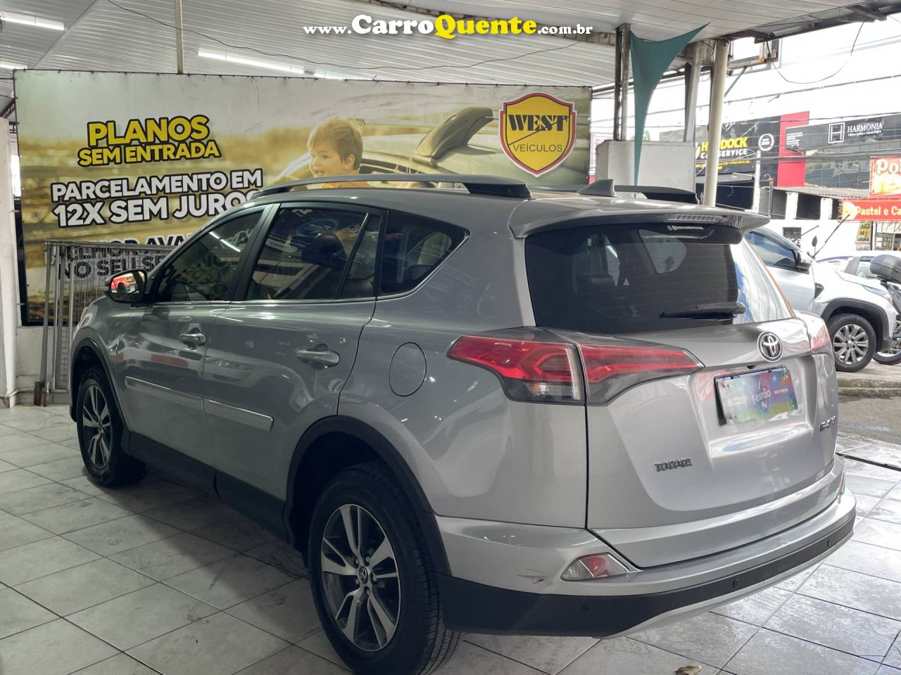 TOYOTA RAV4 2.0 TOP 4X2 16V 2017 - Loja