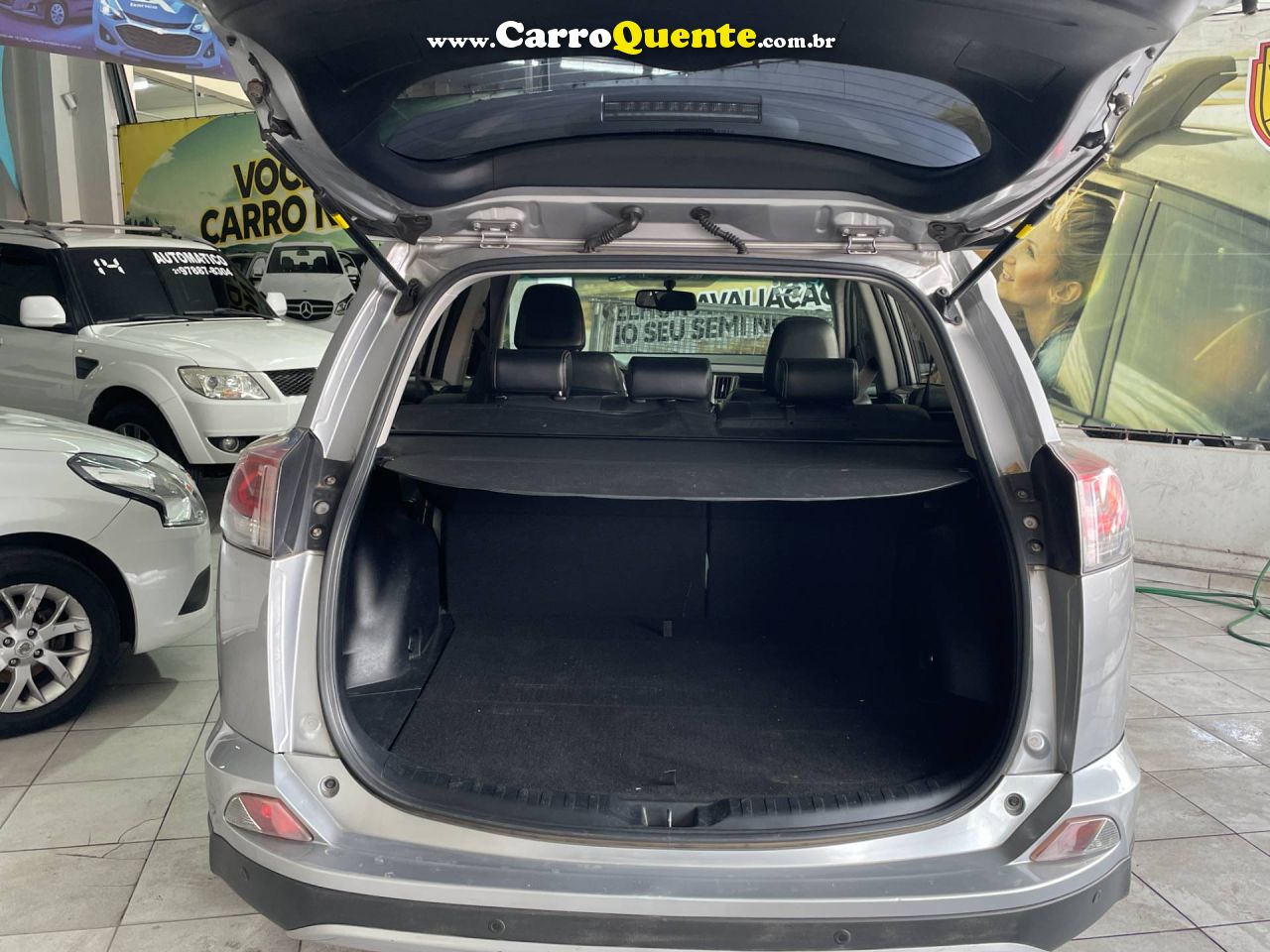 TOYOTA RAV4 2.0 TOP 4X2 16V 2017 - Loja