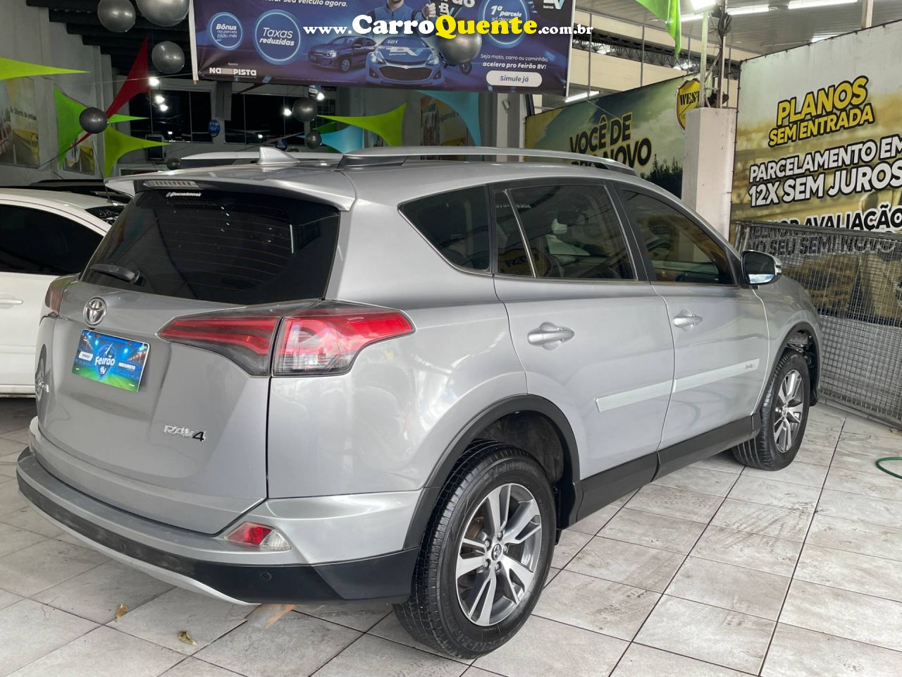 TOYOTA RAV4 2.0 TOP 4X2 16V 2017 - Loja