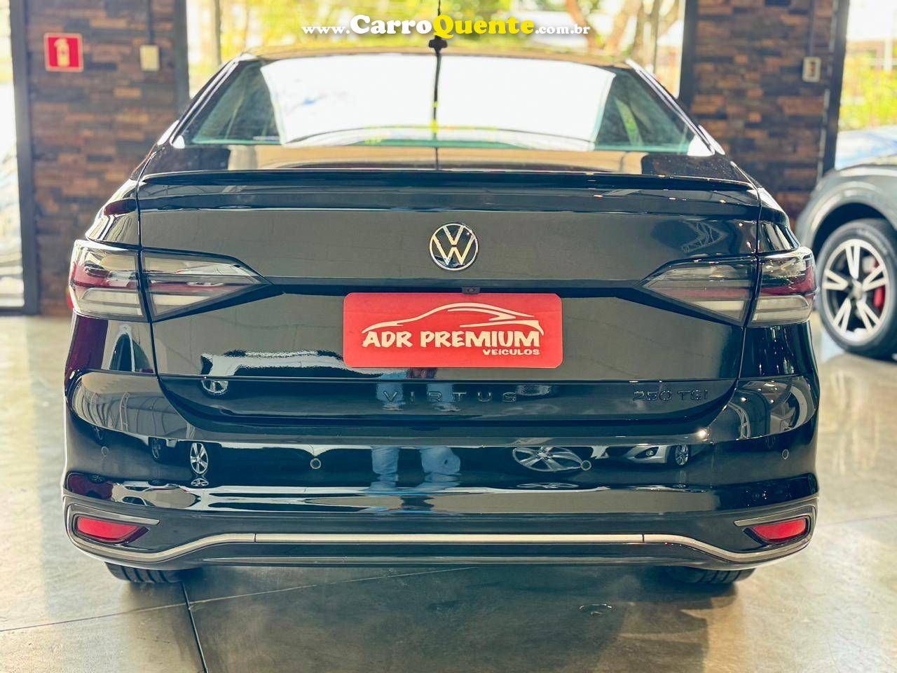 VOLKSWAGEN VIRTUS 1.4 250 TSI EXCLUSIVE 2025 - Loja