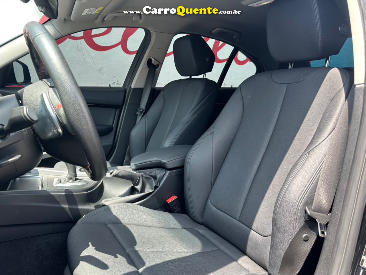 BMW 320i 2.0 16V TURBO ACTIVE 2017 - Loja