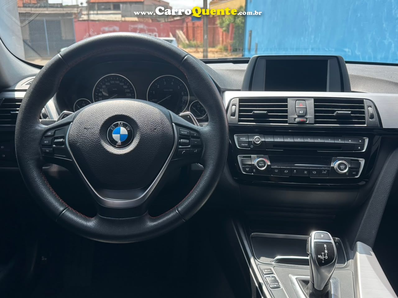 BMW 320i 2.0 16V TURBO ACTIVE 2017 - Loja