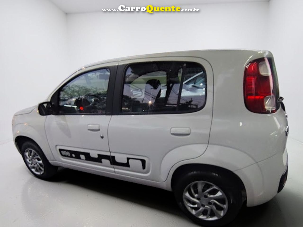 FIAT UNO 1 2013 - Loja