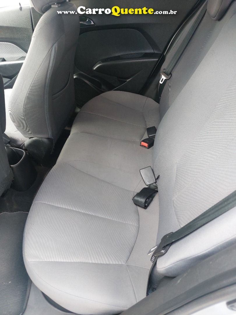 HYUNDAI HB20S 1.6 COMFORT PLUS 16V 2015 - Loja