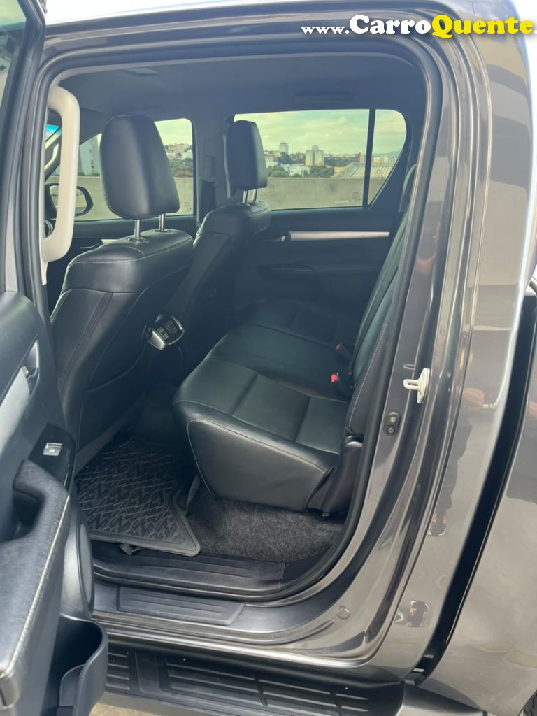 TOYOTA   HILUX CD SRV 4X4 2.8 TDI DIESEL AUT.   CINZA 2021 2.8 DIESEL - Loja