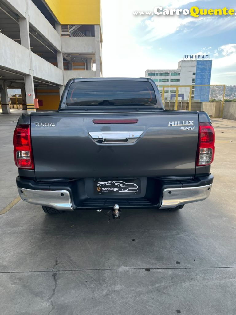 TOYOTA   HILUX CD SRV 4X4 2.8 TDI DIESEL AUT.   CINZA 2021 2.8 DIESEL - Loja
