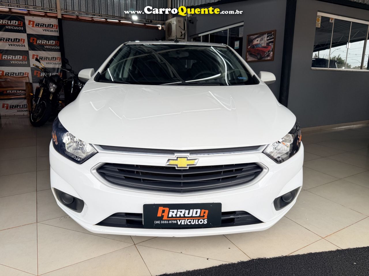 CHEVROLET   ONIX HATCH LT 1.4 8V FLEXPOWER 5P MEC.   BRANCO 2017 1.4 FLEX - Loja