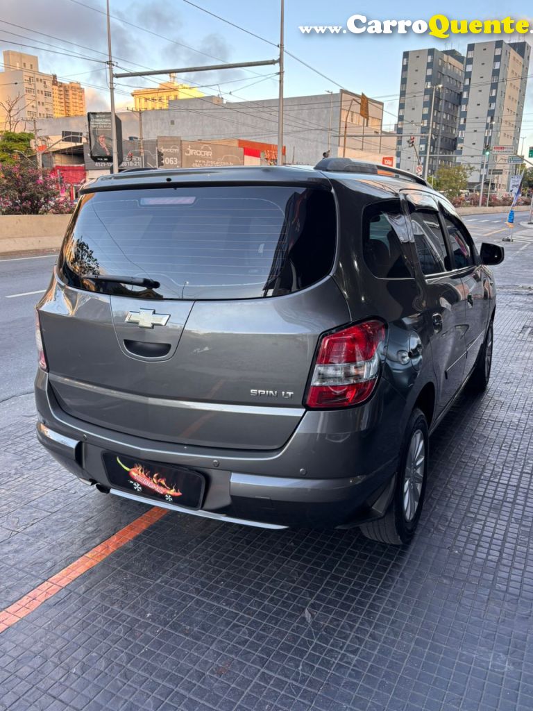 CHEVROLET   SPIN LT 1.8 8V ECONO.FLEX 5P AUT.   CINZA 2014 1.8 FLEX - Loja