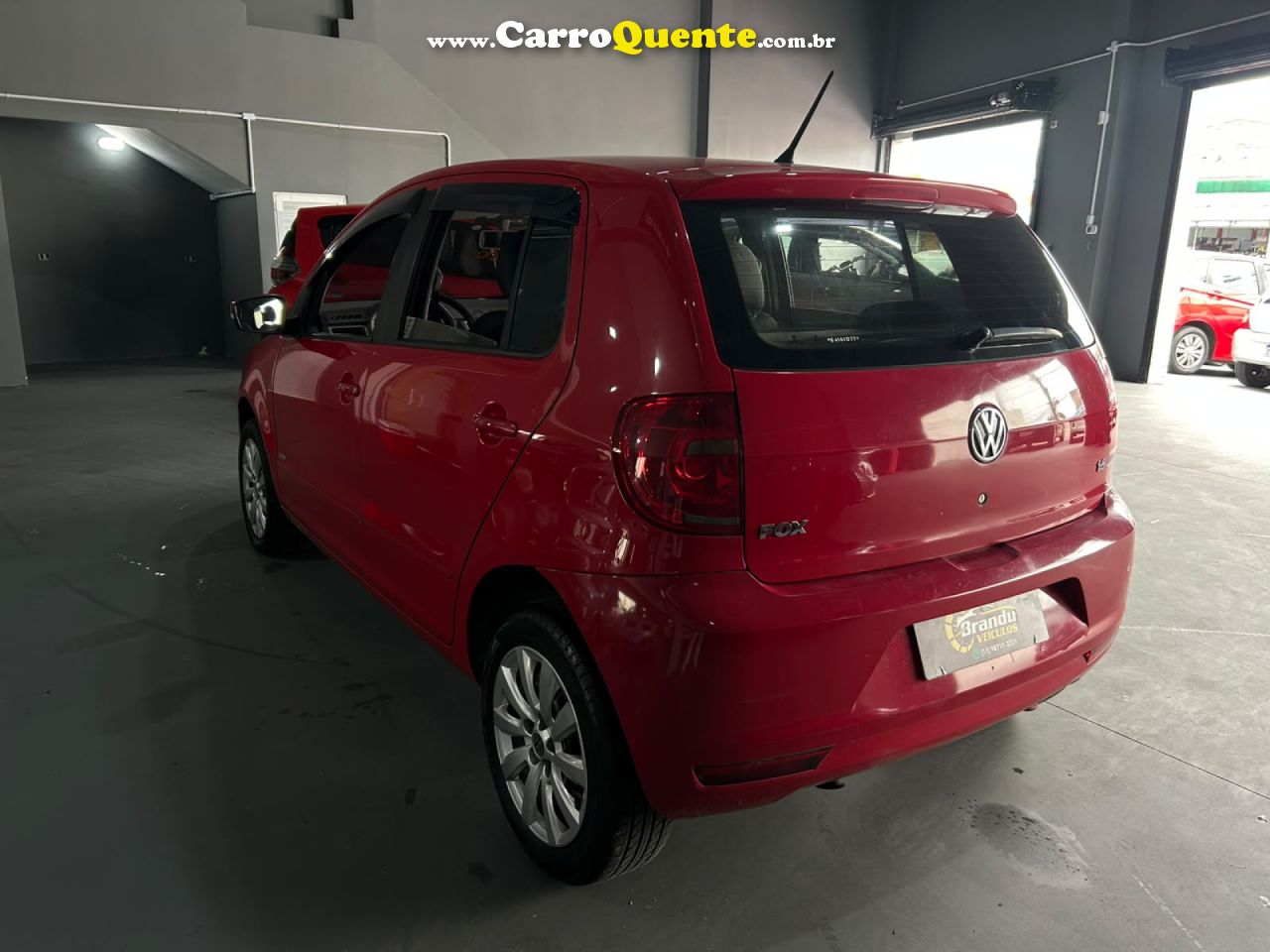 VOLKSWAGEN   FOX TRENDLINE 1.6 FLEX 8V 5P   VERMELHO 2014 1.6 FLEX - Loja