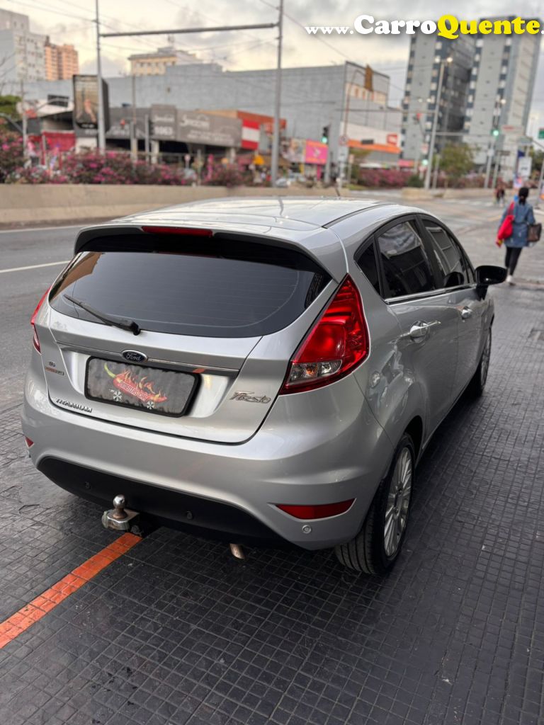 FORD   FIESTA TIT.TIT.PLUS 1.6 16V FLEX AUT.   PRATA 2015 1.6 FLEX - Loja