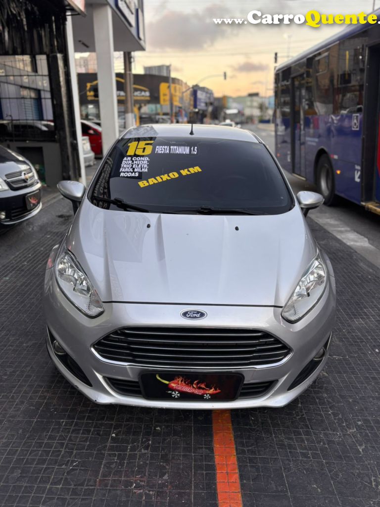 FORD   FIESTA TIT.TIT.PLUS 1.6 16V FLEX AUT.   PRATA 2015 1.6 FLEX - Loja