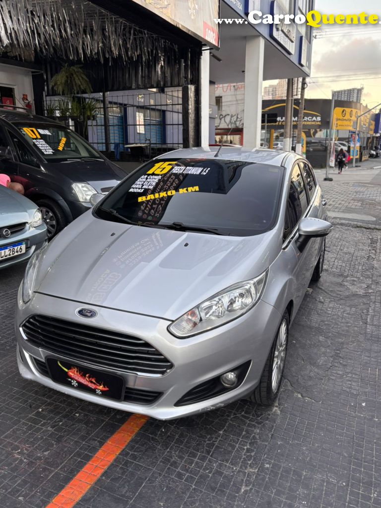FORD   FIESTA TIT.TIT.PLUS 1.6 16V FLEX AUT.   PRATA 2015 1.6 FLEX - Loja