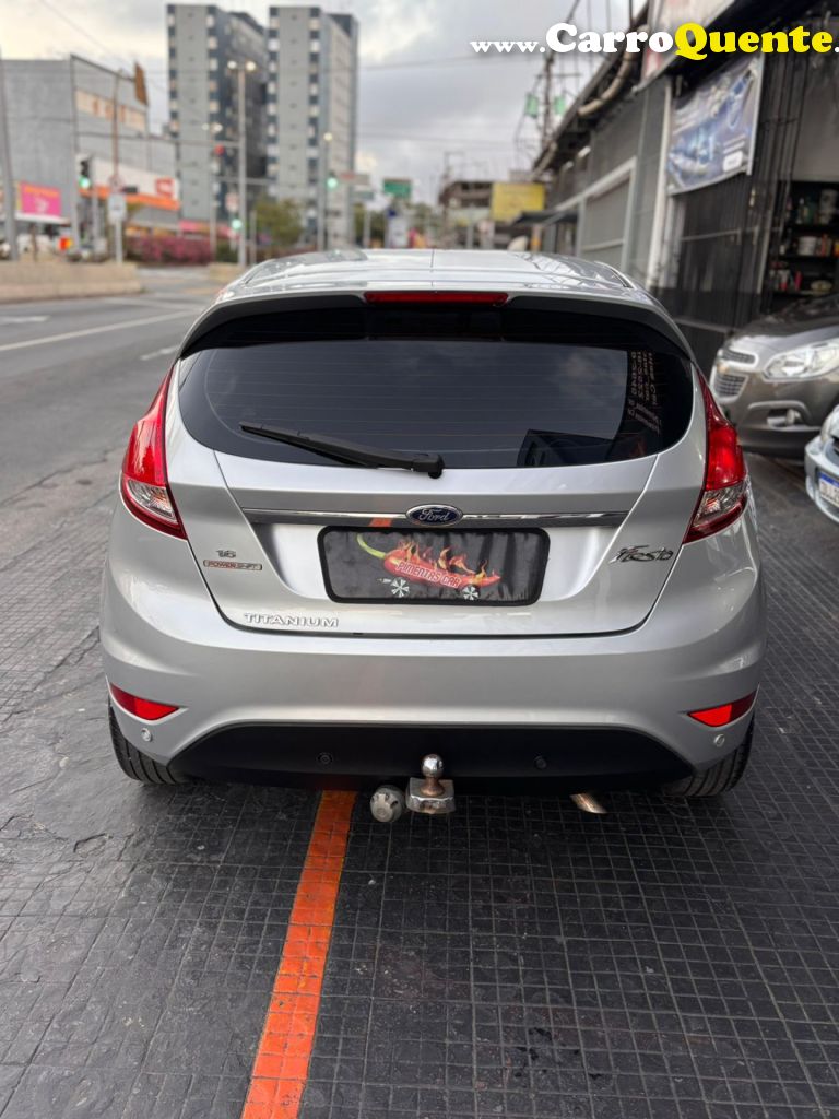 FORD   FIESTA TIT.TIT.PLUS 1.6 16V FLEX AUT.   PRATA 2015 1.6 FLEX - Loja
