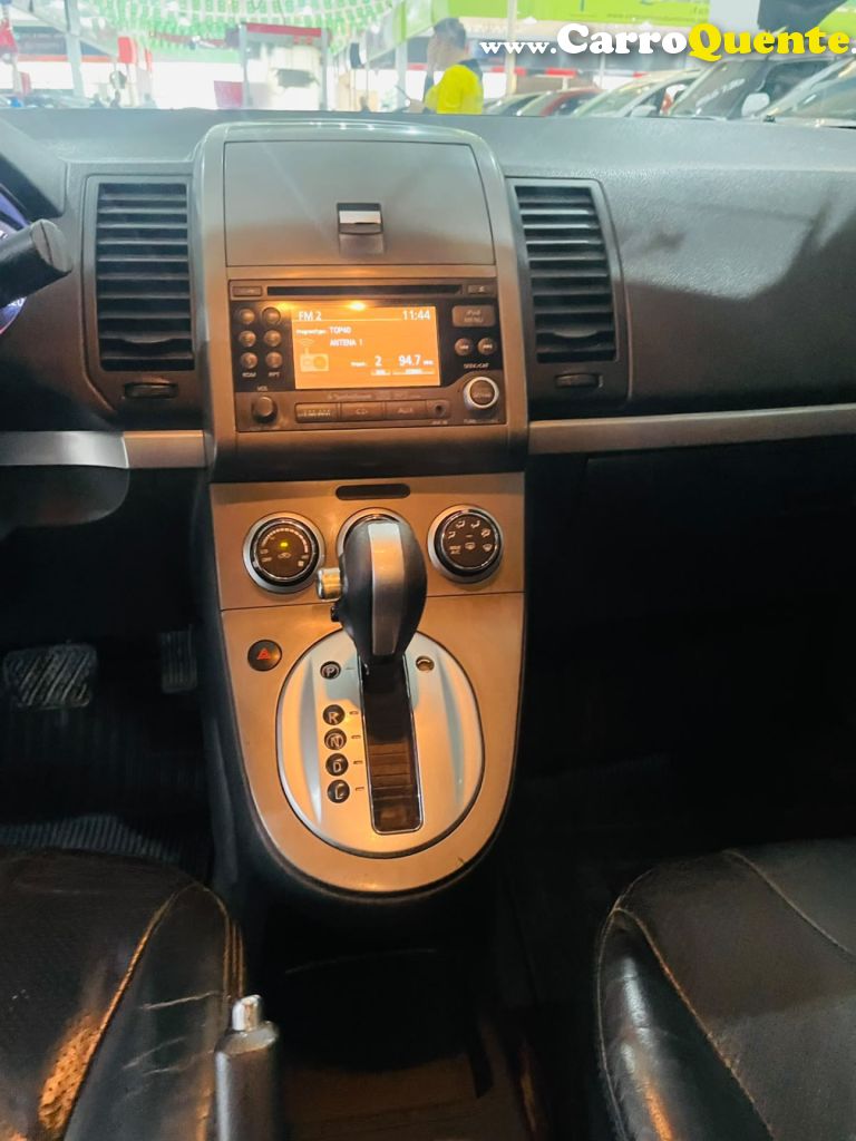 NISSAN   SENTRA S 2.0 2.0 FLEX FUEL 16V AUT.   PRATA 2013 2.0 FLEX - Loja