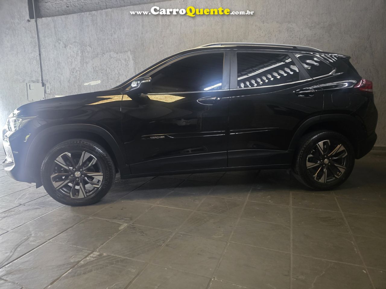 CHEVROLET   TRACKER PREMIER 1.2 TURBO 12V FLEX AUT.   PRETO 2023 1.2 FLEX - Loja