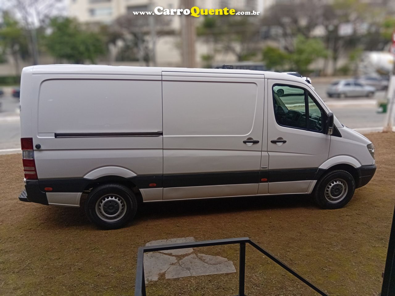 MERCEDES-BENZ   SPRINTER 311 FURGÃO LONGO 2.2  DIES   BRANCO 2014 2.2 DIESEL - Loja