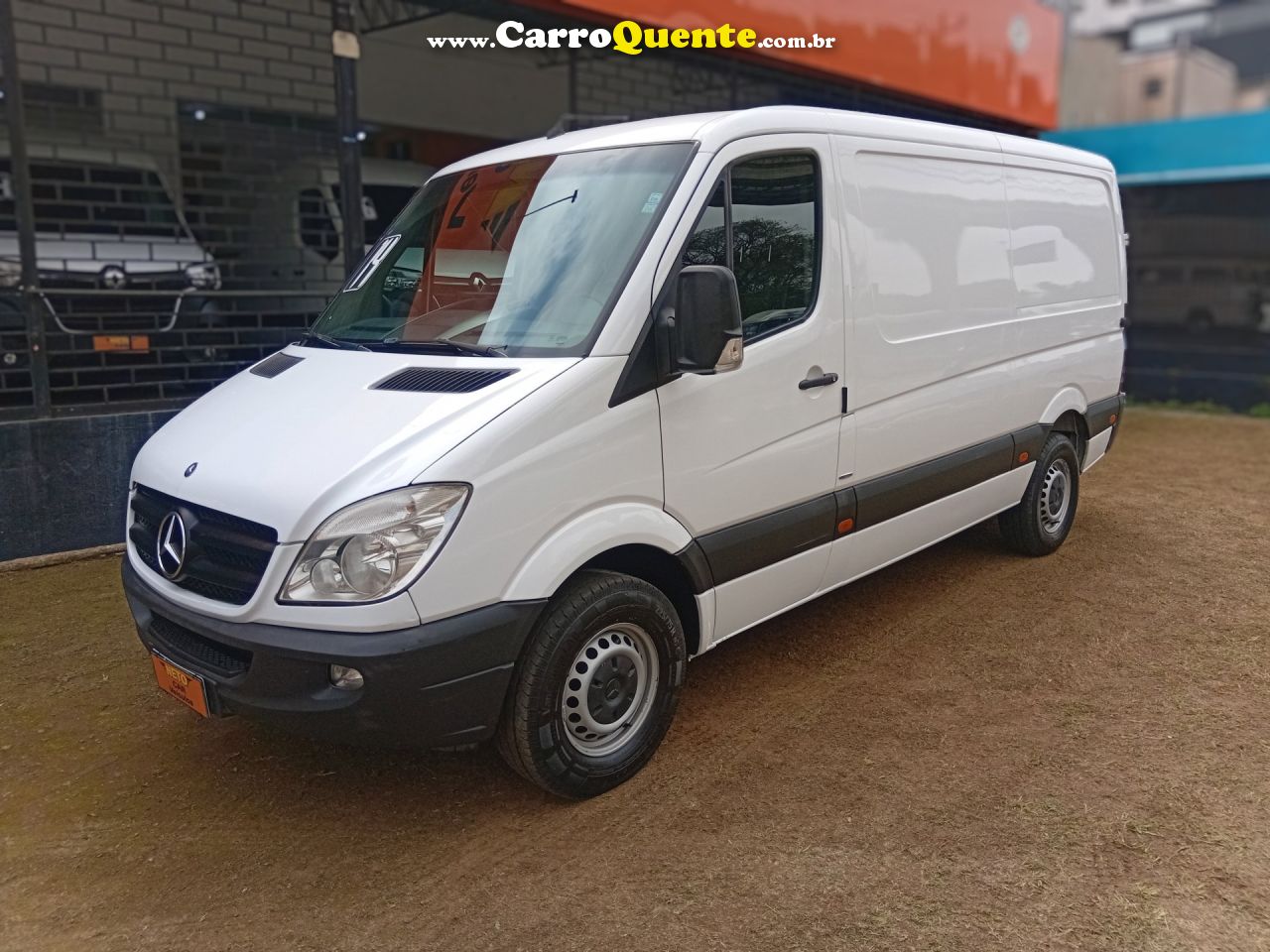MERCEDES-BENZ   SPRINTER 311 FURGÃO LONGO 2.2  DIES   BRANCO 2014 2.2 DIESEL - Loja