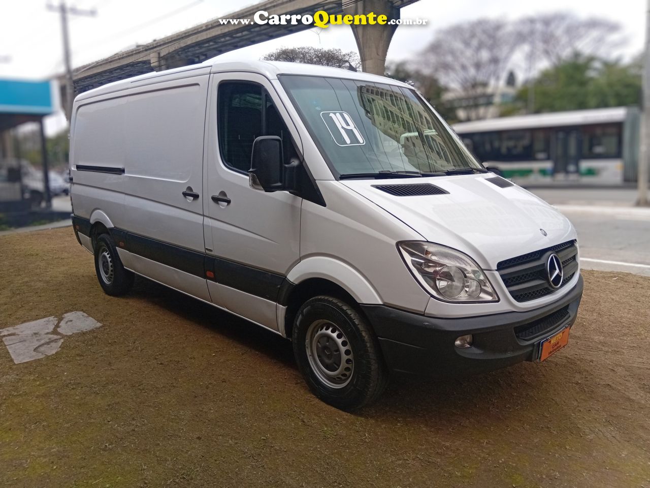 MERCEDES-BENZ   SPRINTER 311 FURGÃO LONGO 2.2  DIES   BRANCO 2014 2.2 DIESEL - Loja