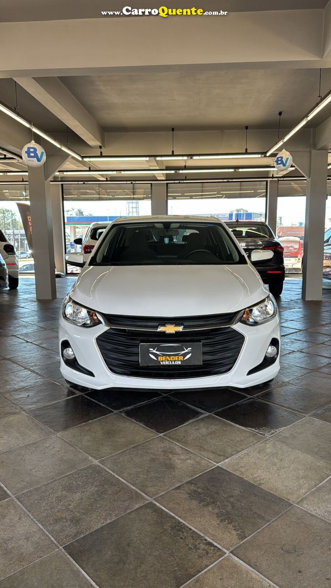 CHEVROLET   ONIX HATCH LT 1.0 12V FLEX 5P MEC.   BRANCO 2024 1.0 FLEX - Loja