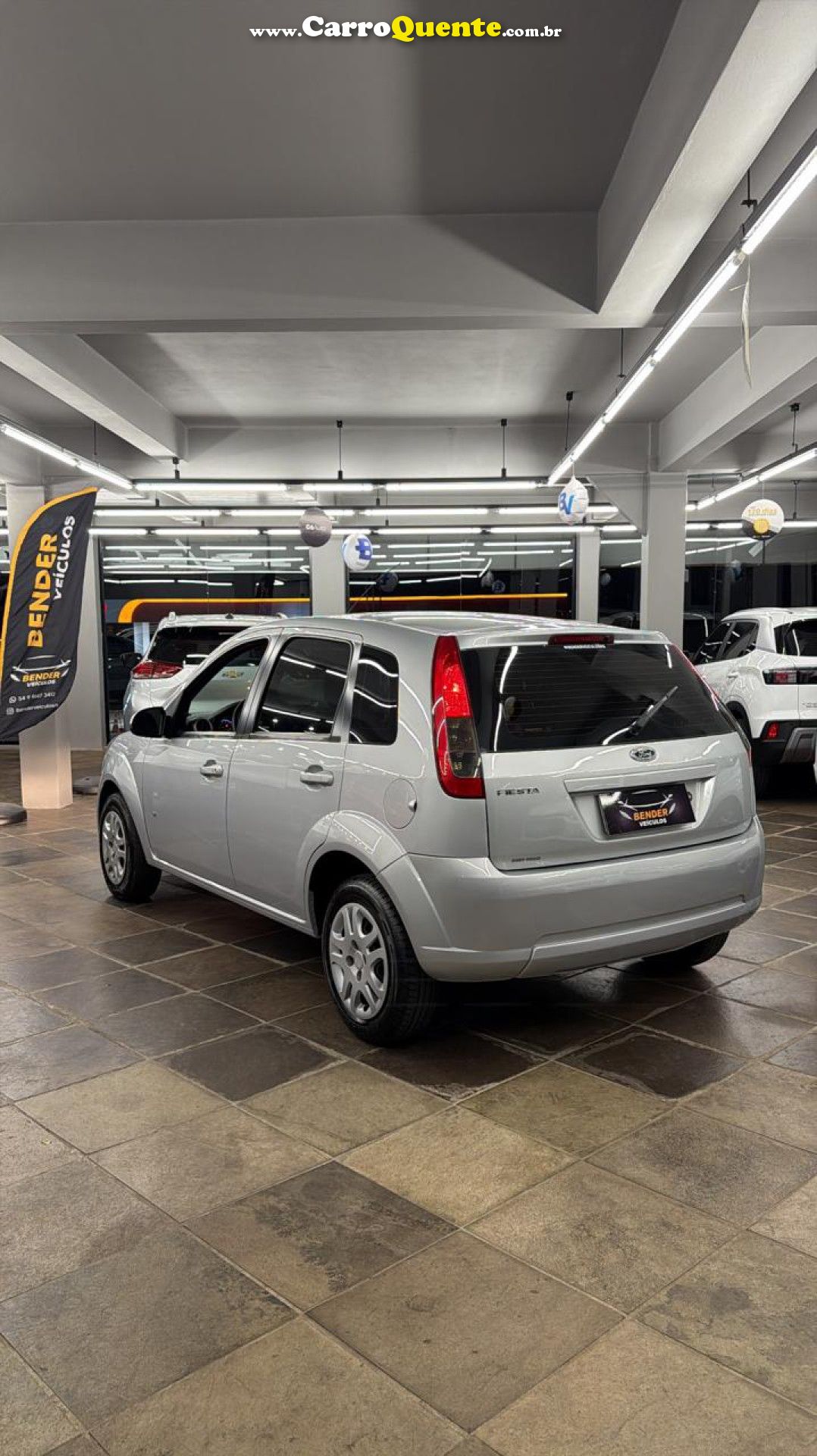 FORD   FIESTA 1.0 8V FLEXCLASS 1.0 8V FLEX 5P   PRATA 2014 1.0 FLEX - Loja