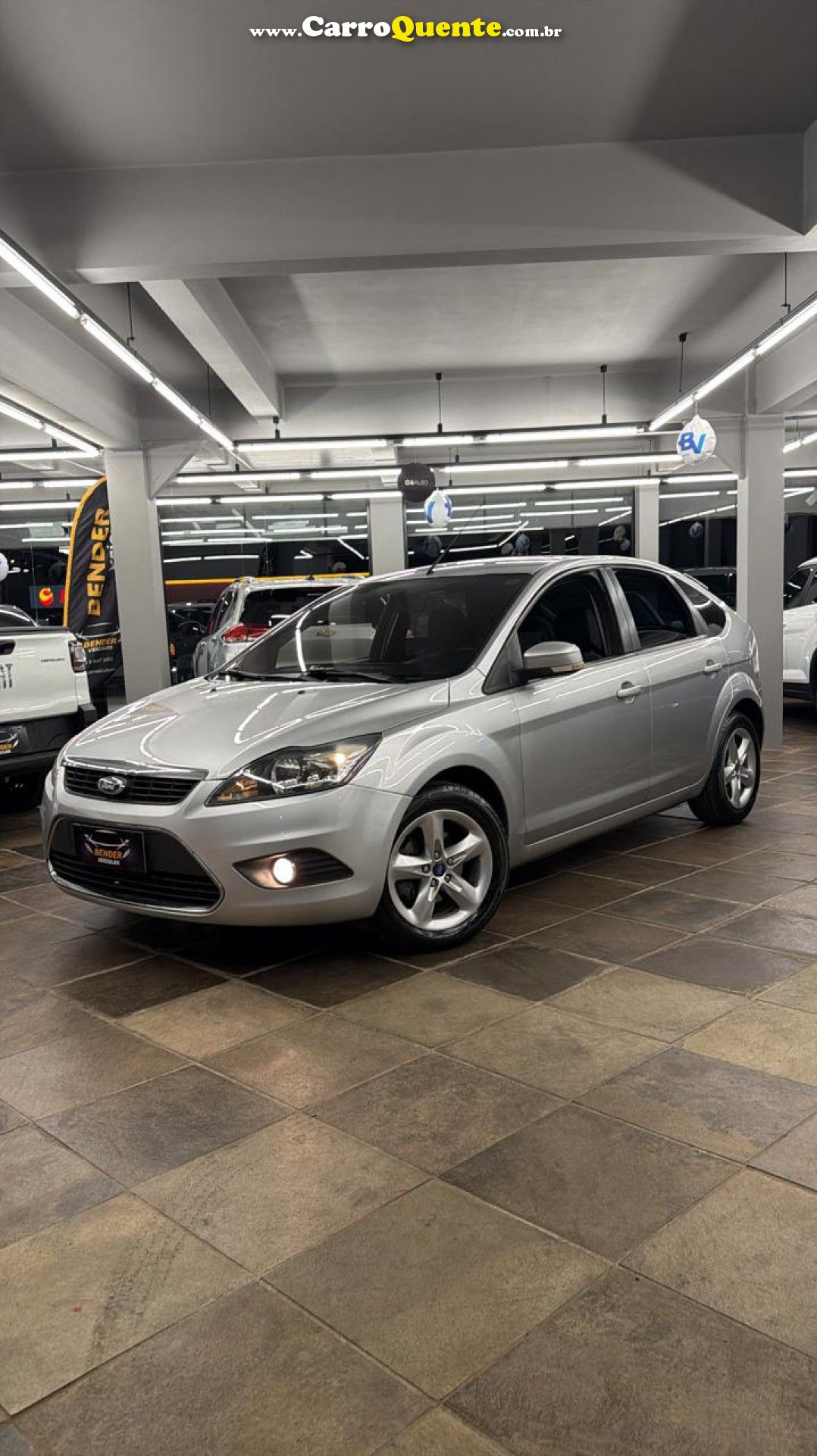 FORD   FOCUS 1.6 SSESE PLUS FLEX 8V16V  5P   PRATA 2013 1.6 FLEX - Loja