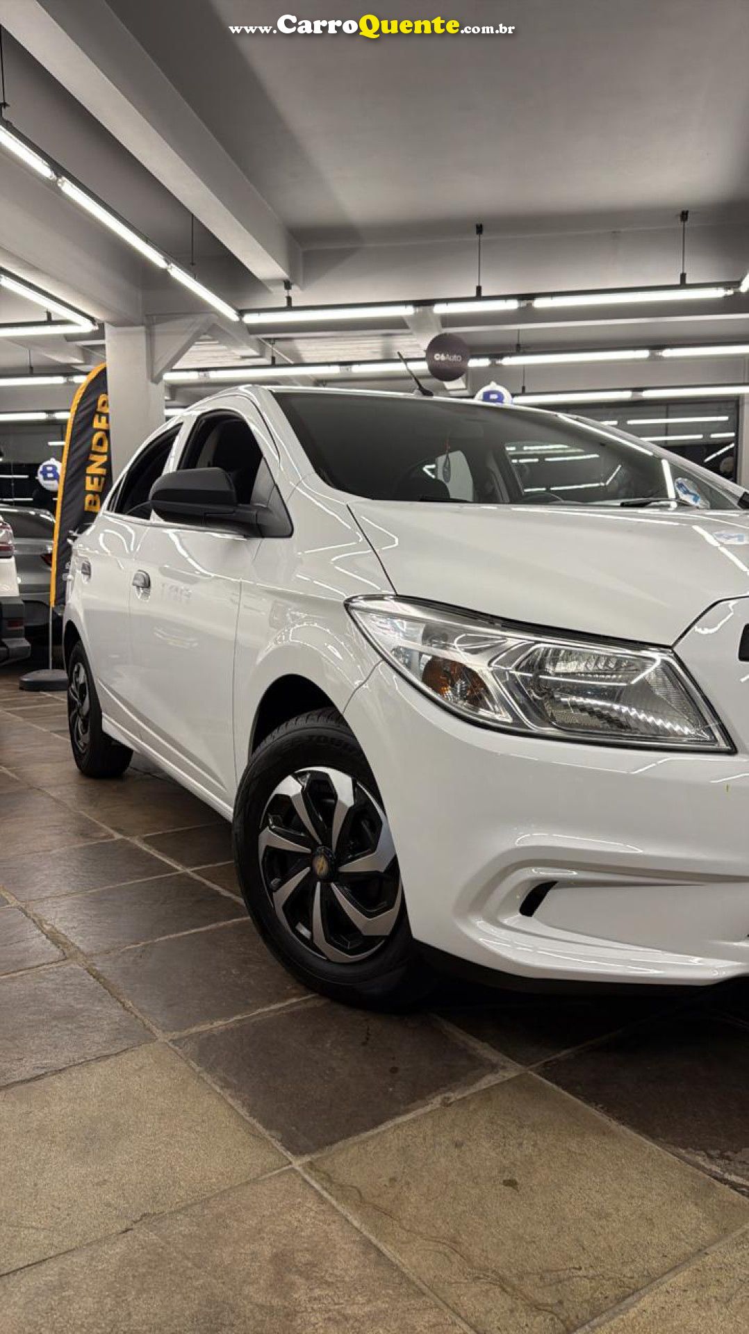 CHEVROLET   ONIX HATCH JOY 1.0 8V FLEX 5P MEC.   BRANCO 2018 1.0 FLEX - Loja
