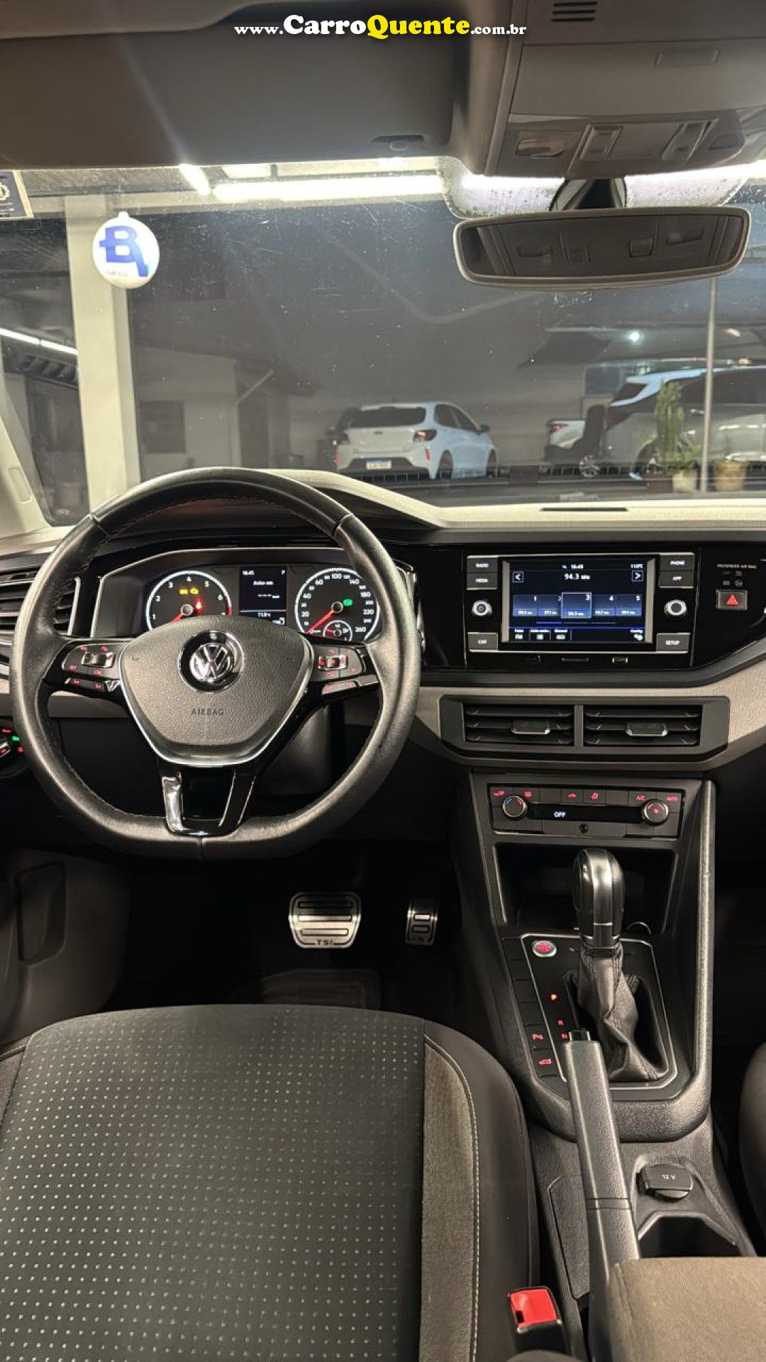 VOLKSWAGEN   POLO COMFORT. 200 TSI 1.0 FLEX 12V AUT.   VERMELHO 2019 1.0 FLEX - Loja