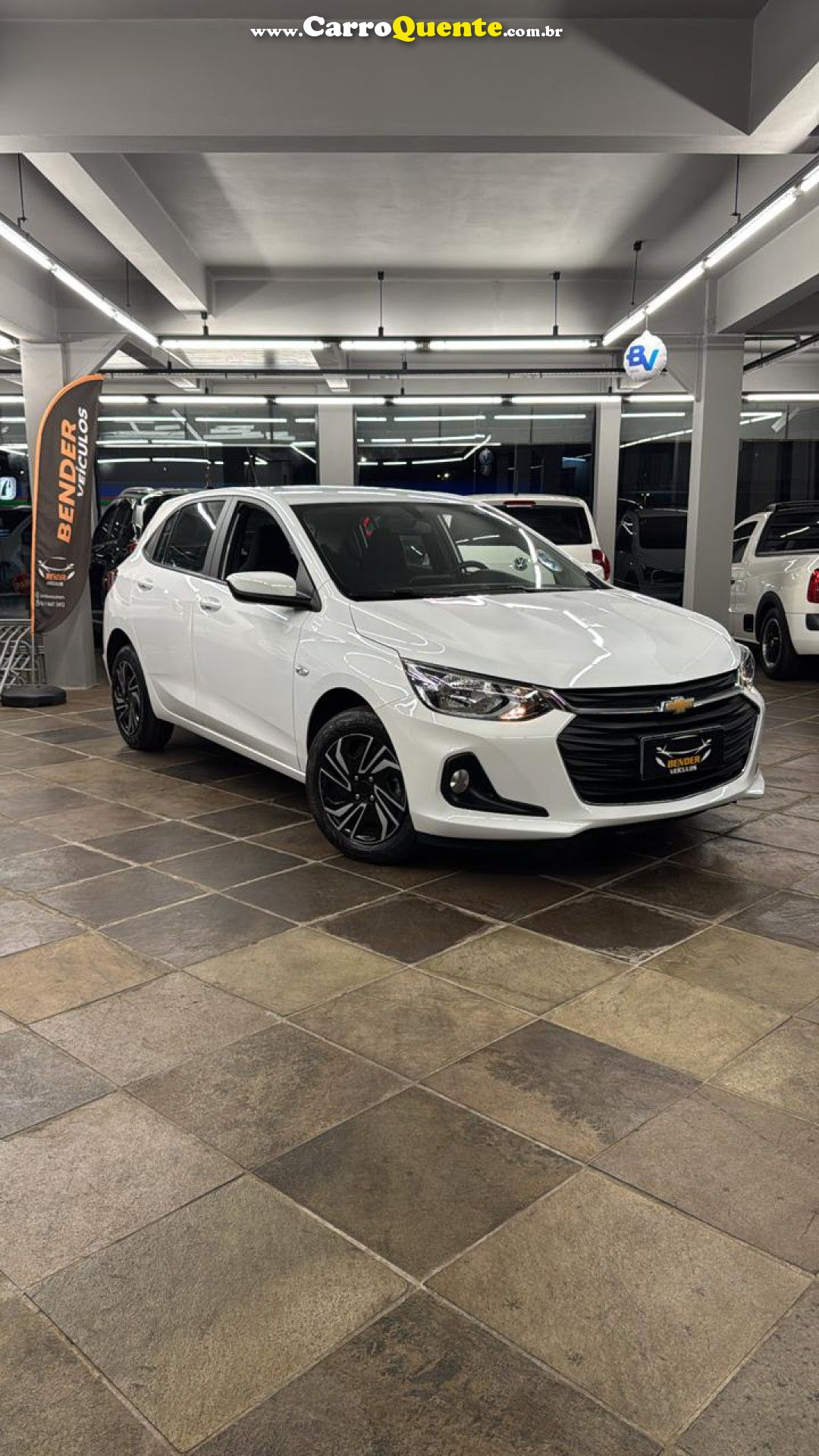 CHEVROLET   ONIX HATCH LT 1.0 8V FLEXPOWER 5P MEC.   BRANCO 2025 1.0 FLEX - Loja