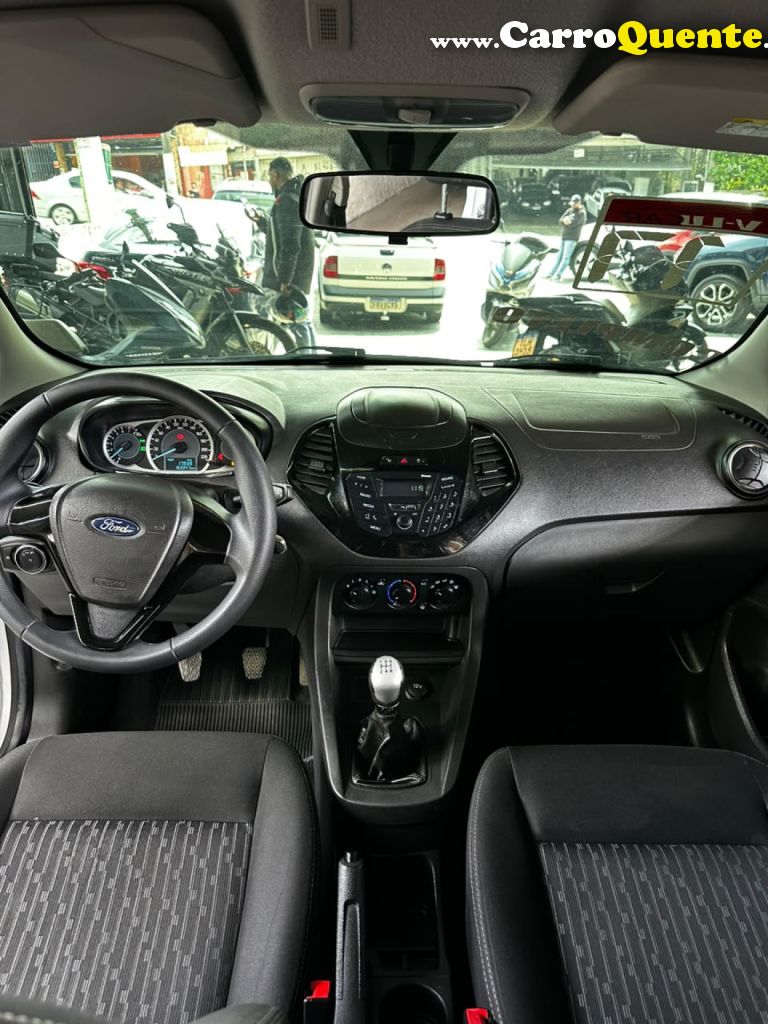 FORD   KA+ SEDAN 1.5 SESE PLUS 16V FLEX 4P   PRATA 2017 1.5 FLEX - Loja