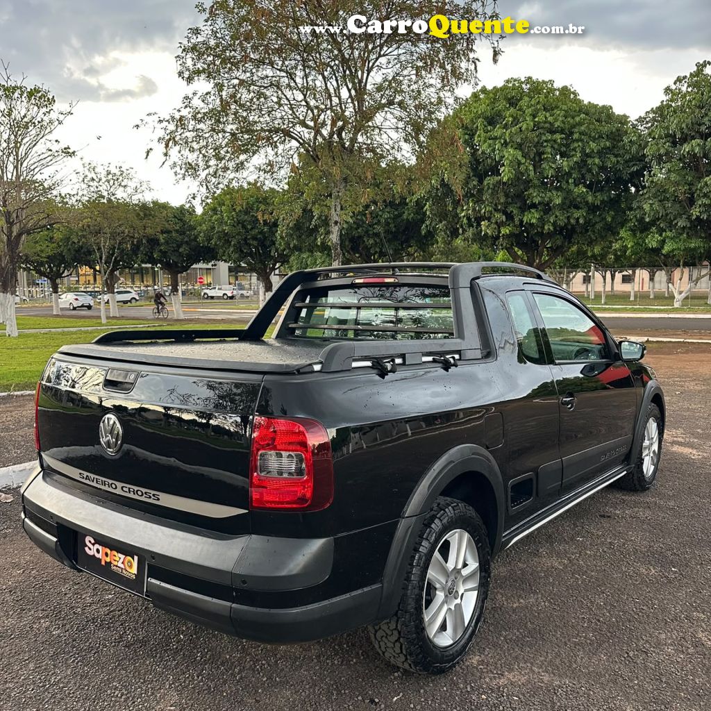 VOLKSWAGEN   SAVEIRO CROSS 1.6 MI TOTAL FLEX 8V CE   PRETO 2011 1.6 FLEX - Loja