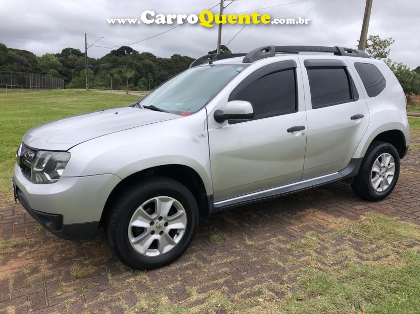 Renault DUSTER 1.6 DYNAMIQUE 4X2 16V FLEX 4P MANUAL - Loja