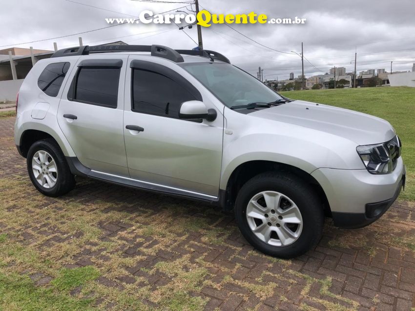 Renault DUSTER 1.6 DYNAMIQUE 4X2 16V FLEX 4P MANUAL - Loja